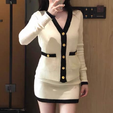 Monotone Knit Set-up