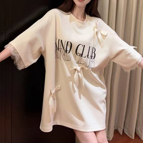 Girly lace ゆるトップス