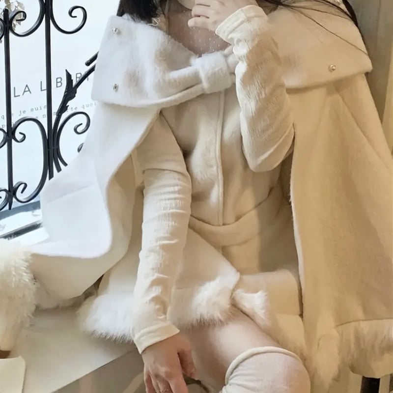 寿リリカ様ご着用♡リボンモチーフケープコート | ecrea