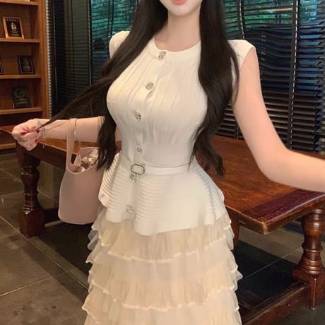 Elegant Pleated Peplum Set Up 2色