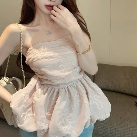 Floral Embroidery Peplum Top 2色