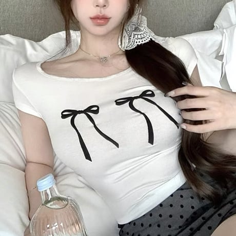 リボンデザイントップス