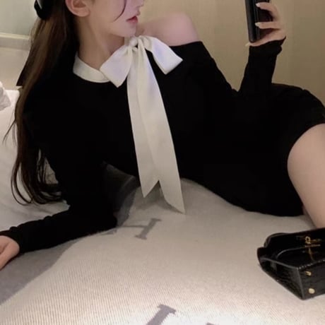ネックリボンバイカラーワンピ