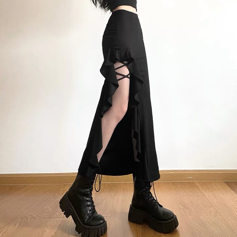 ぴょん様ご着用♡リボンアップブラックロングスカート | ecrea