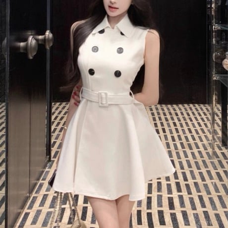 Belt button flare dress