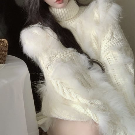 あやち様ご着用♡White fur ハイネックニット