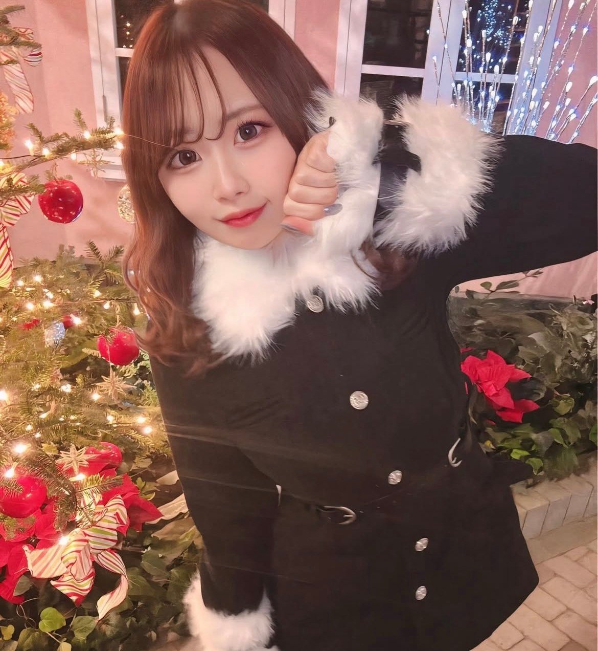 白雪りり様♡あやぽよ様ご着用♡White fur ベルト付き black コート