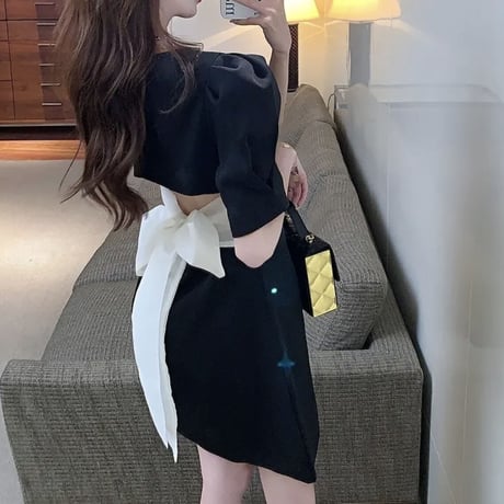 バックリボンBLACKワンピ