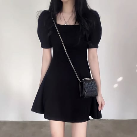 simple puff onepiece 2色