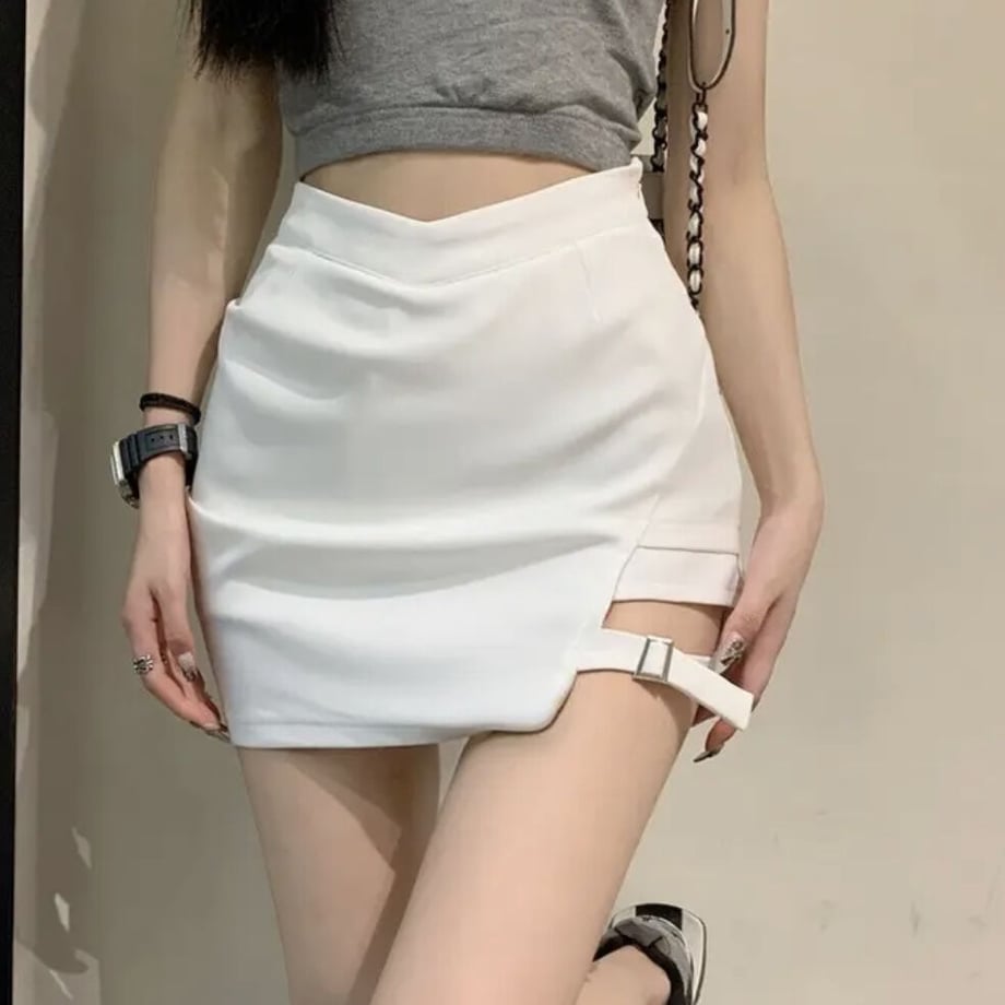 64775c9b4cf9ac002e41ba35
