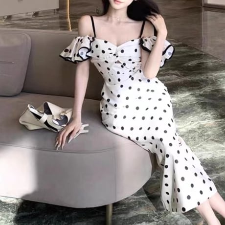Dot frill off shoulder long dress 2色