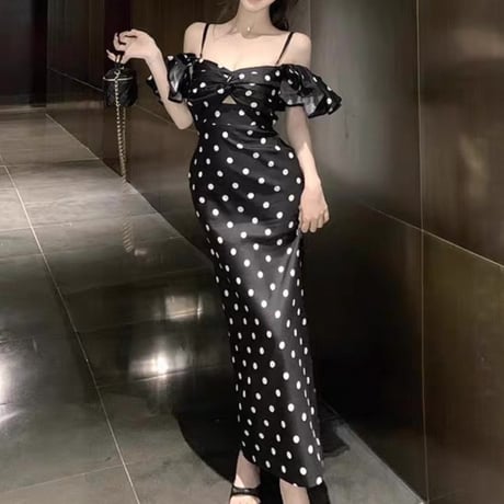 Dot frill off shoulder long dress 2色
