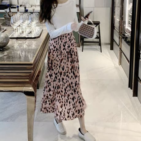 pink leopard print skirt