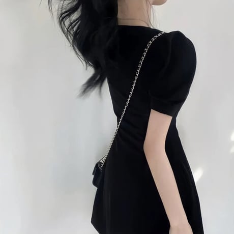 simple puff onepiece 2色