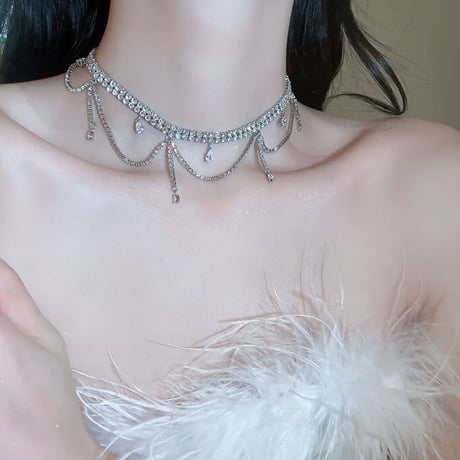 kirakira crystal necklace