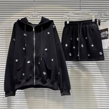 日南まみ様ご着用♡ビジュースカートセットアップ 3色