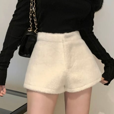 ふわふわショートパンツ2色