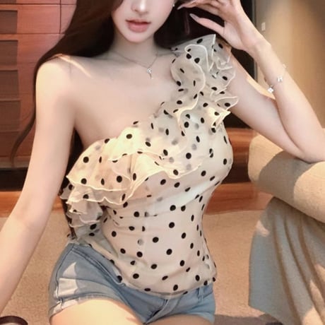 ヴァニラ様ご着用♡Dot frill one shoulder tops