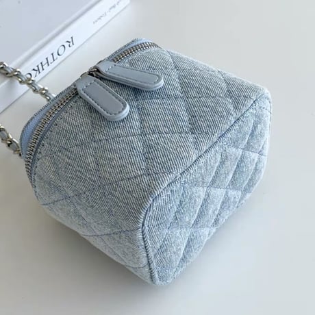 denim quilting mini bag 2色