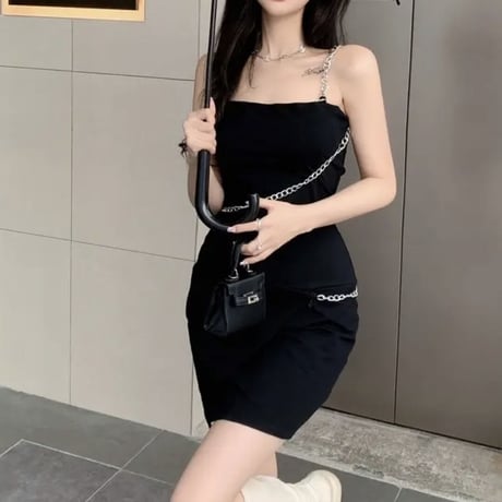 black chain op