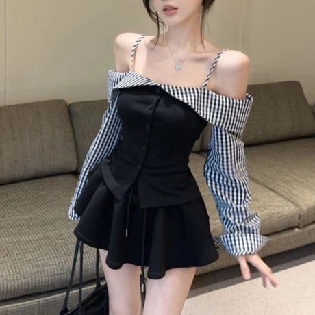 Off-Shoulder Check Top