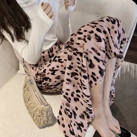 pink leopard print skirt