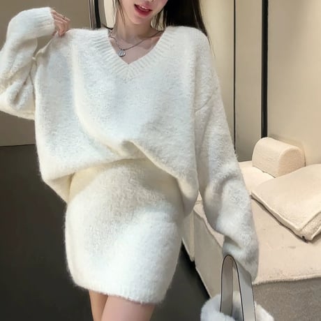 Vネックふわふわセットアップ 2色