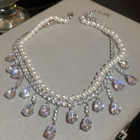 perl drop stone necklace