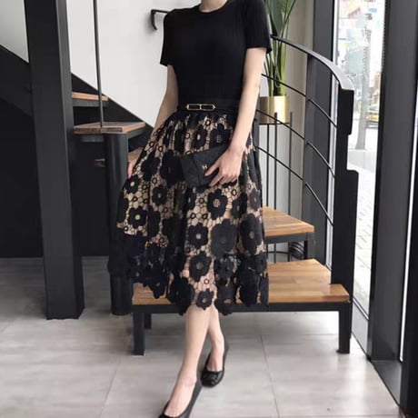 black flower beige skirt