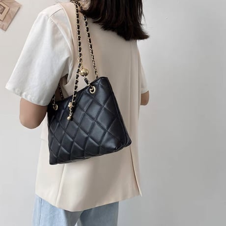 camellia quilting middle bag 3色