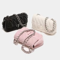 Candy Chain Quilted Bag 3色