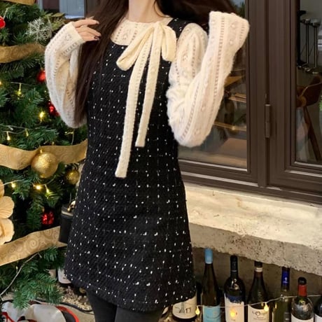 monotone girly set
