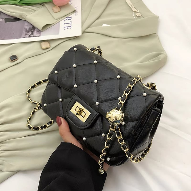 ぱそ ☆ページ♡チュールパール付きヌビショルダーバッグ ぱそ ☆ページ♡チュールパール付きヌビショルダーバッグ ぱそ
