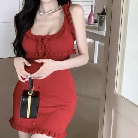 red frill doll op