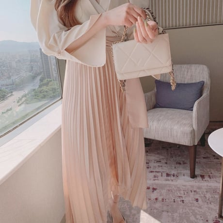 blouse docking  pleats op 2色