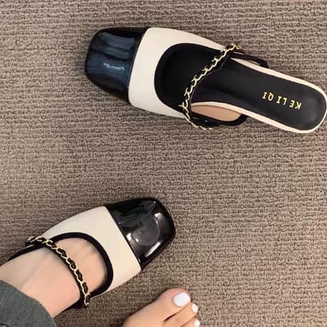 Chain Strap Flat Mule 3色