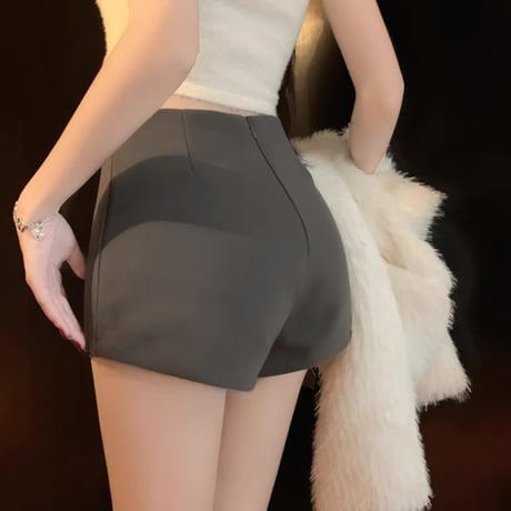 ストーンチェーン付きショーパン 2色