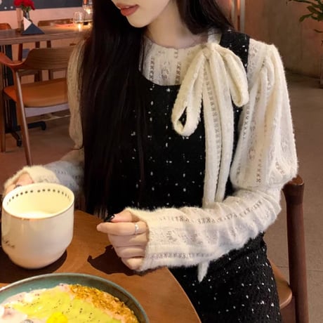 monotone girly set