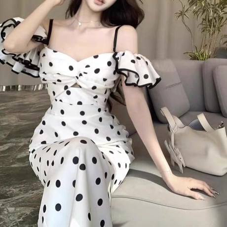 Dot frill off shoulder long dress 2色