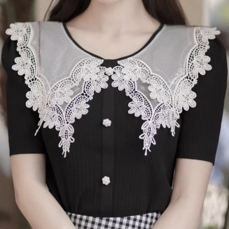 black×white girly tops