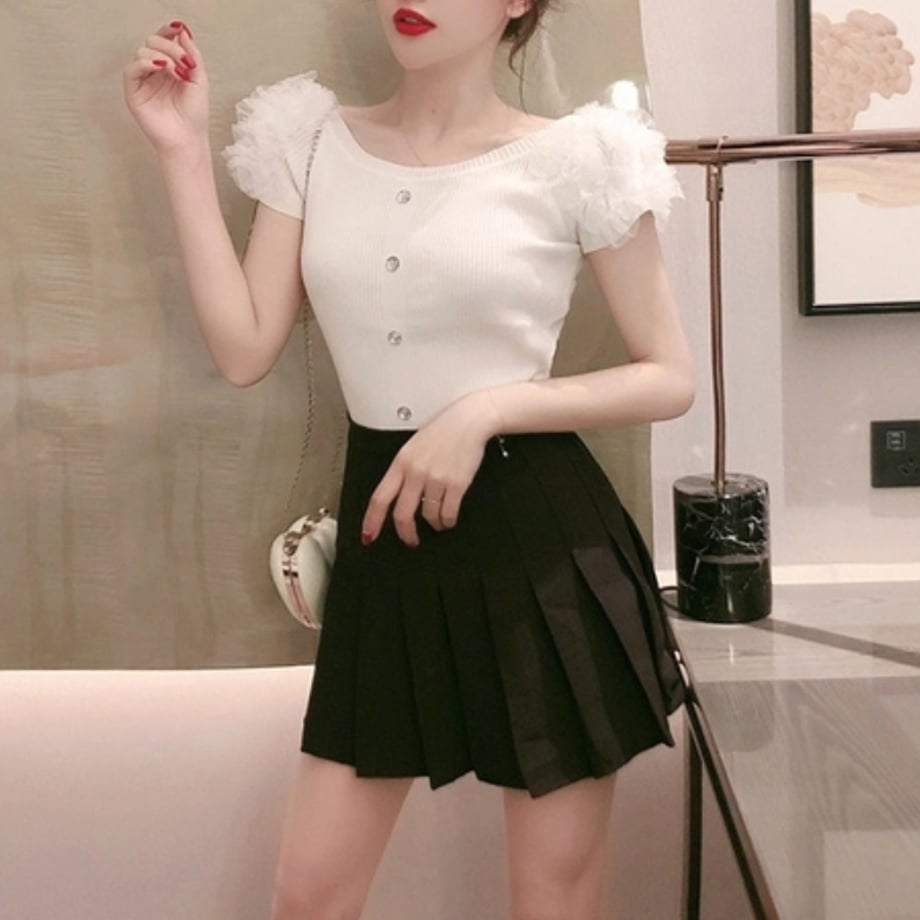 611b846fb6714e4d6d60c747