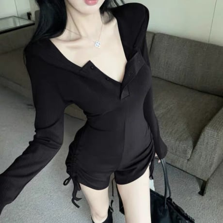 blackフーディーオールインワン