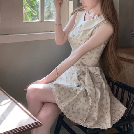 Floral Collar Belted Mini Onepiece