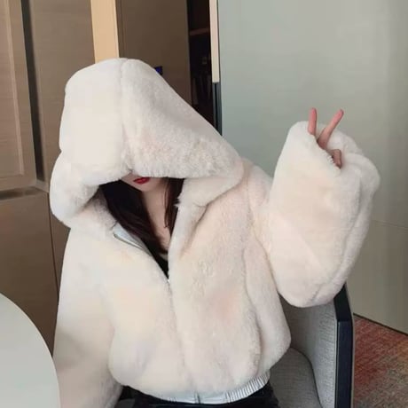 Fluffy Hooded Jacket 2色