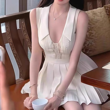 Collar Pleats Onepiece