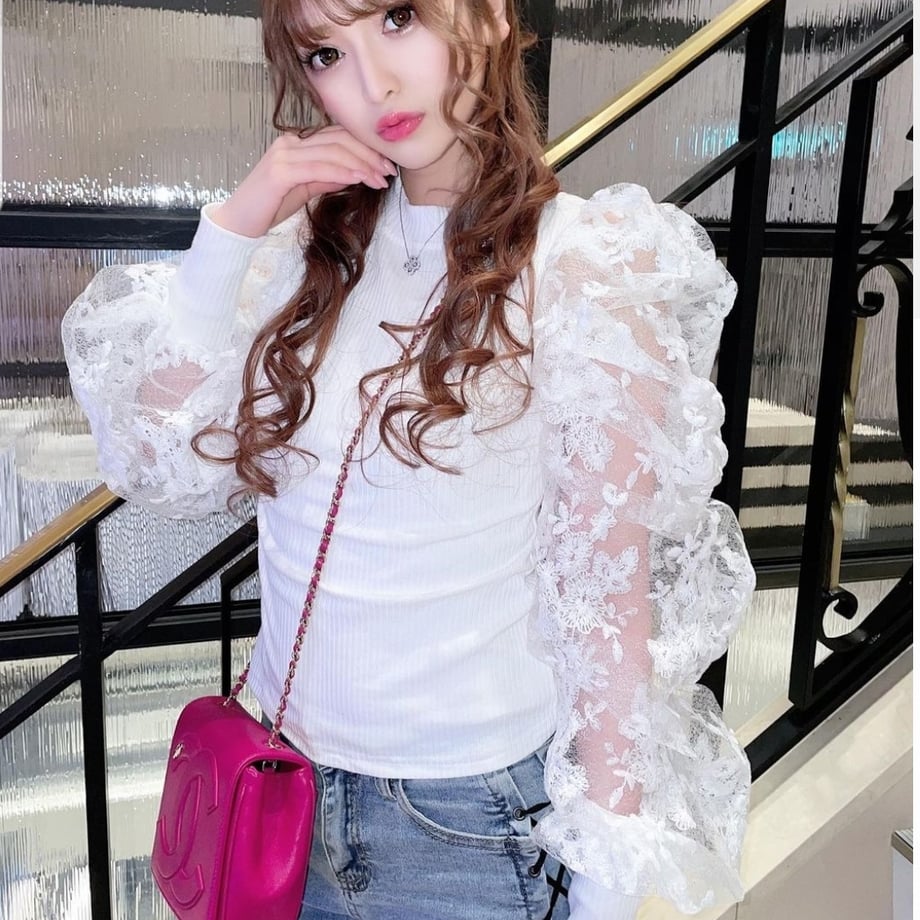611b75bcb6714e4d6d60890b