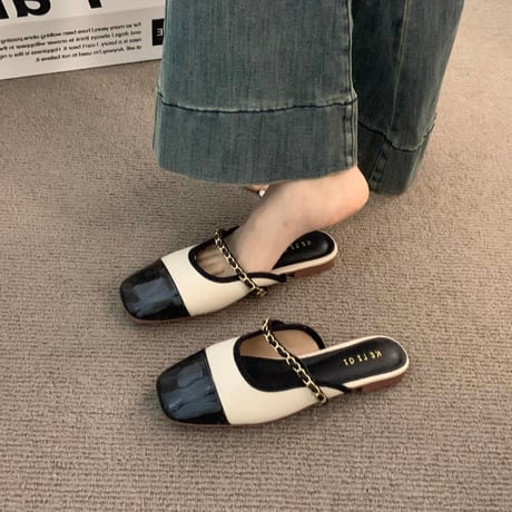Chain Strap Flat Mule 3色