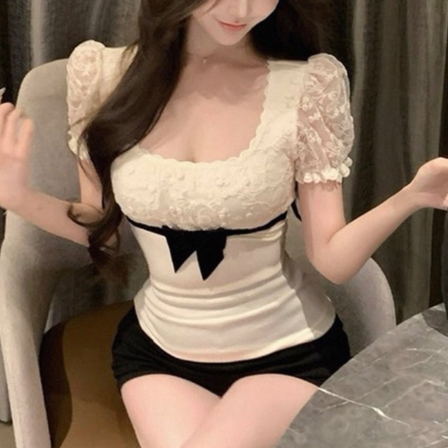 6864e0b3dda6736d8a7e4a3f