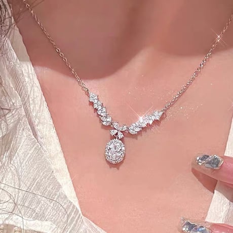 ビジューkirakiraネックレス