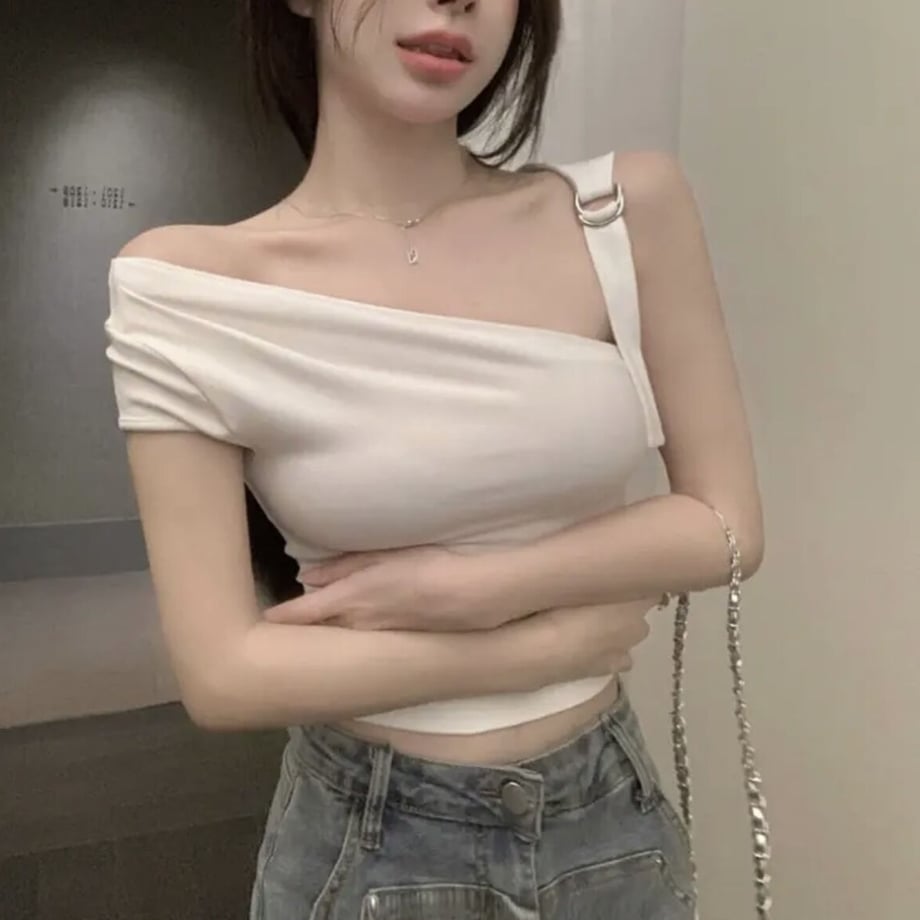 647c9aa55ec8250035f00712